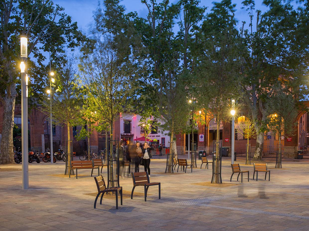 Shuffle provides free WiFi to create a truly connected space for Saint Pierre Square in Toulouse